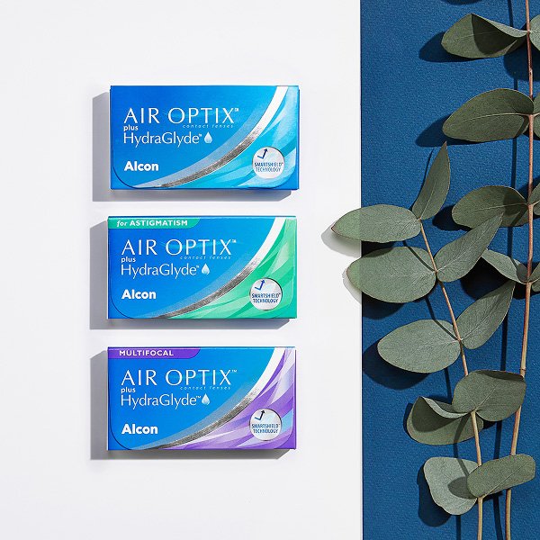 Air Optix Plus HydraGlade